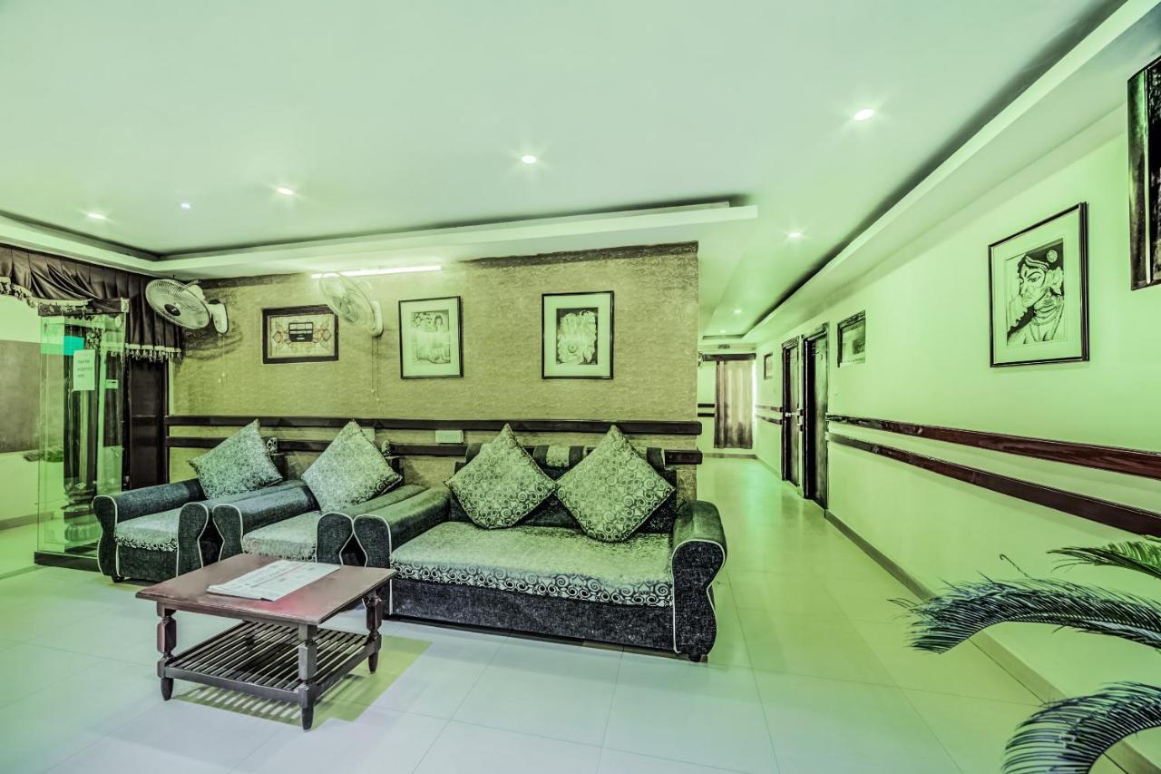 Oyo 33504 Hotel Ananda Inn Hajdarábád Exteriér fotografie