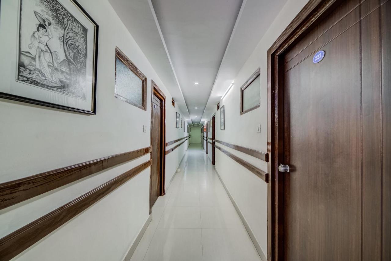Oyo 33504 Hotel Ananda Inn Hajdarábád Exteriér fotografie